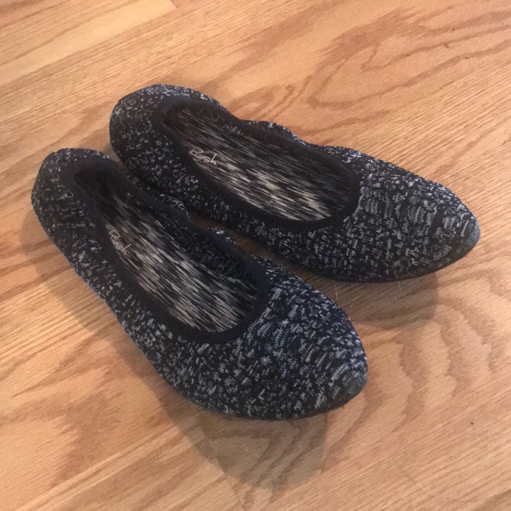 Very comfy soft flats